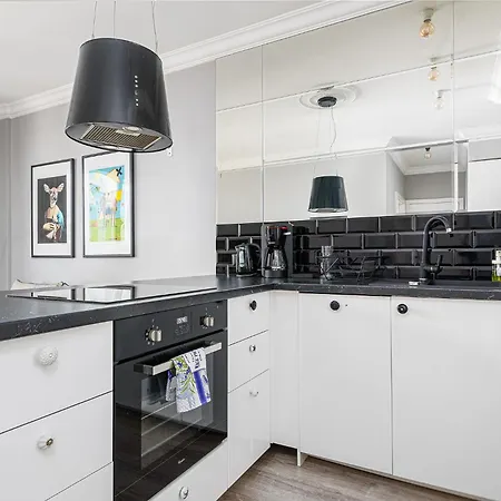 Rentplanet - Siedmiogrodzka Apartament Warszawa